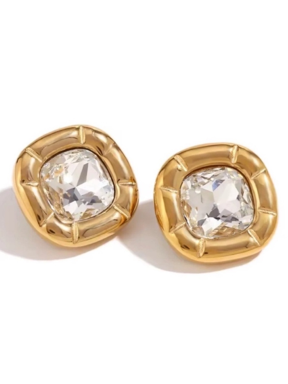 New! 18K Gold Plated Crystal Statement Geometric Earrings (1010) NWOT